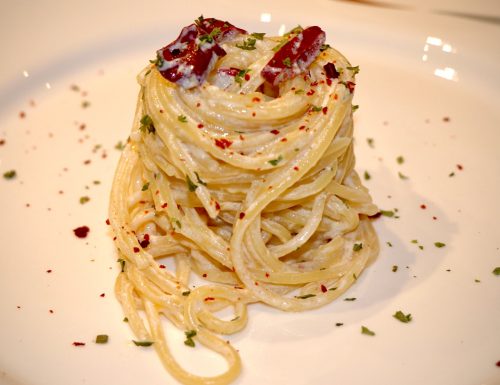 Spaghetti aglio olio peperoncino e ricotta