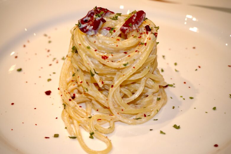 Spaghetti aglio olio peperoncino e ricotta