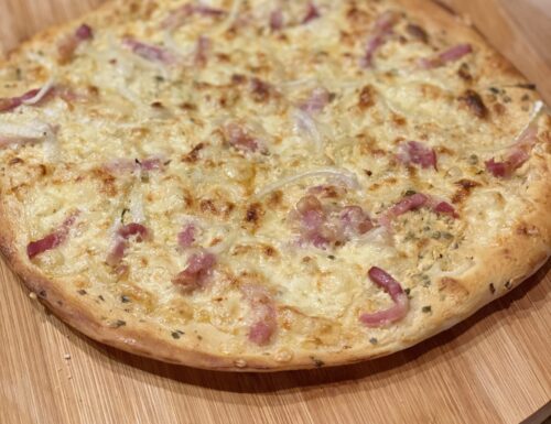 Flammkuchen o Tarte Flambée ricetta facile e veloce